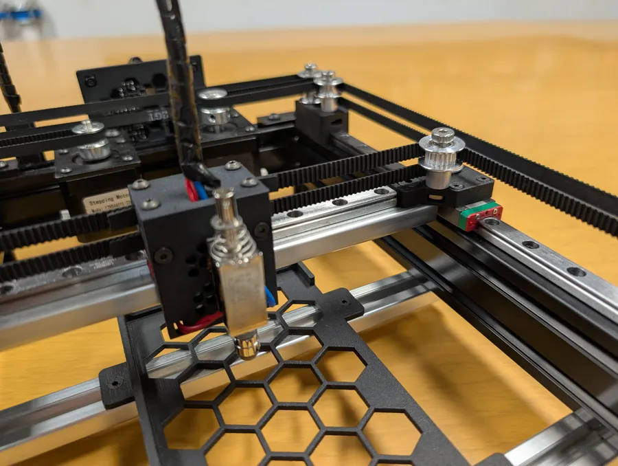 Assembled PhysiClaw rig — photo 10