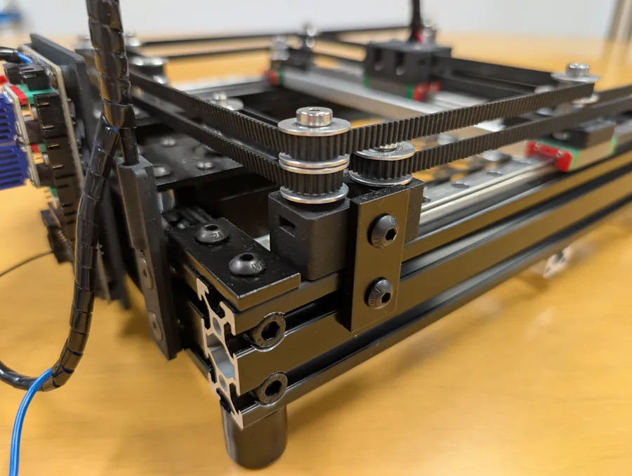 Assembled PhysiClaw rig — photo 14
