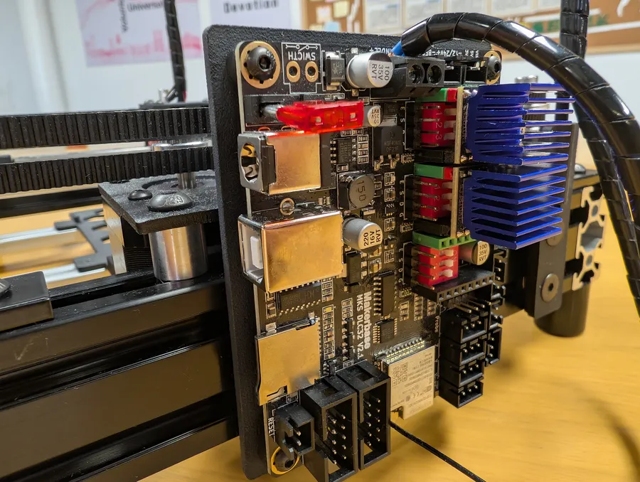 Assembled PhysiClaw rig — photo 17