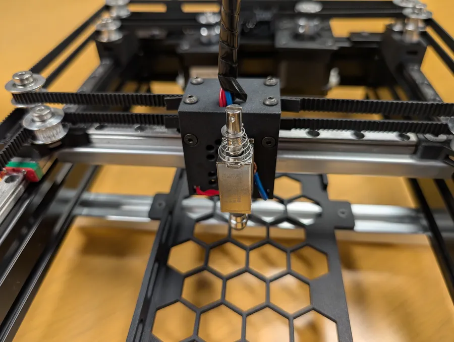 Assembled PhysiClaw rig — photo 20