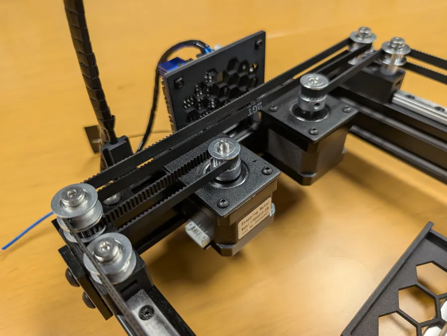 Assembled PhysiClaw rig — photo 38