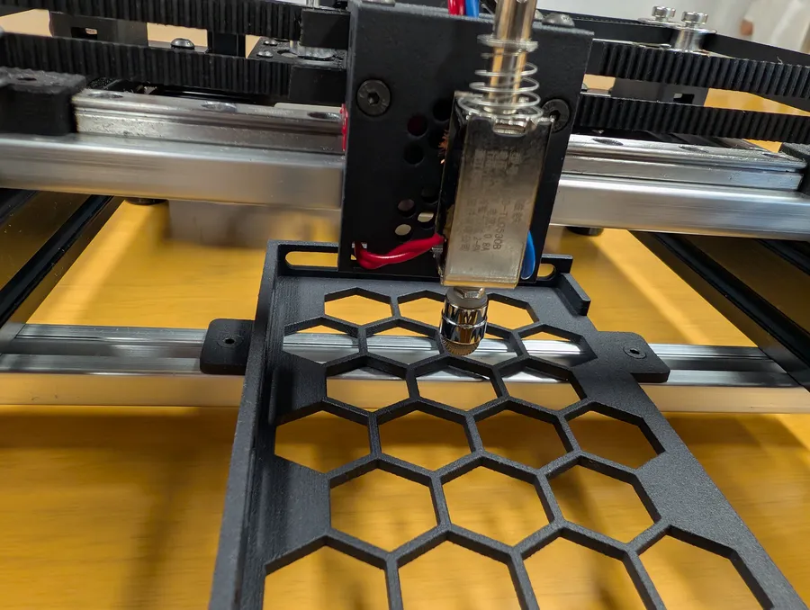 Assembled PhysiClaw rig — photo 41