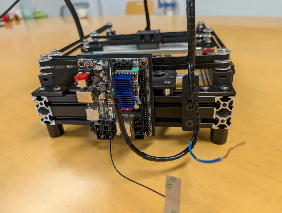 Assembled PhysiClaw rig — photo 47