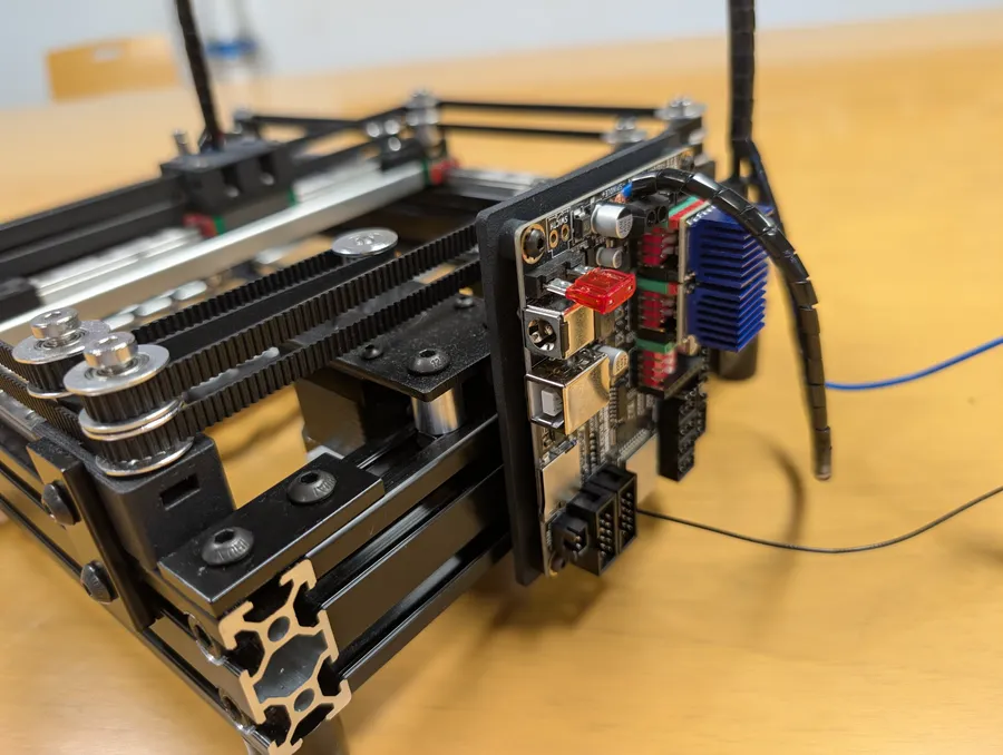 Assembled PhysiClaw rig — photo 75