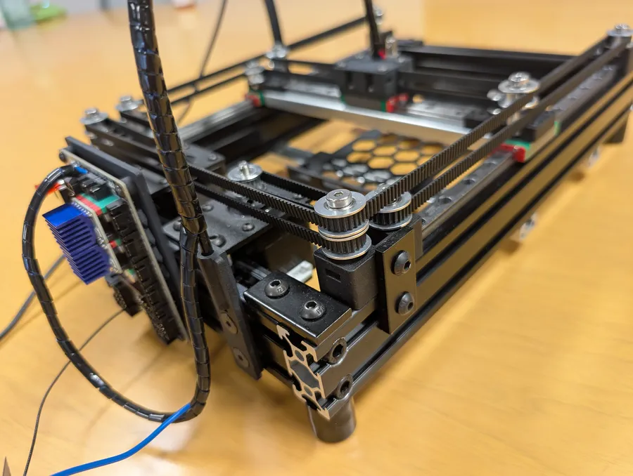 Assembled PhysiClaw rig — photo 77